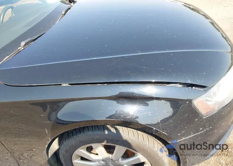 2011 Audi A4 2.0T Premium из США, поврежденный, VIN WAUFFAFL5BN027830